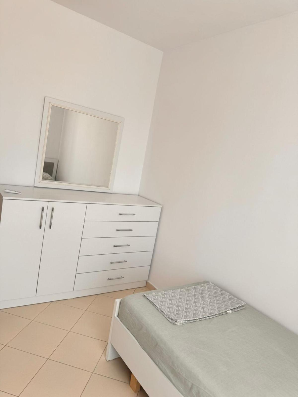 Holiday Apartments 5 ดูร์เรส ภายนอก รูปภาพ