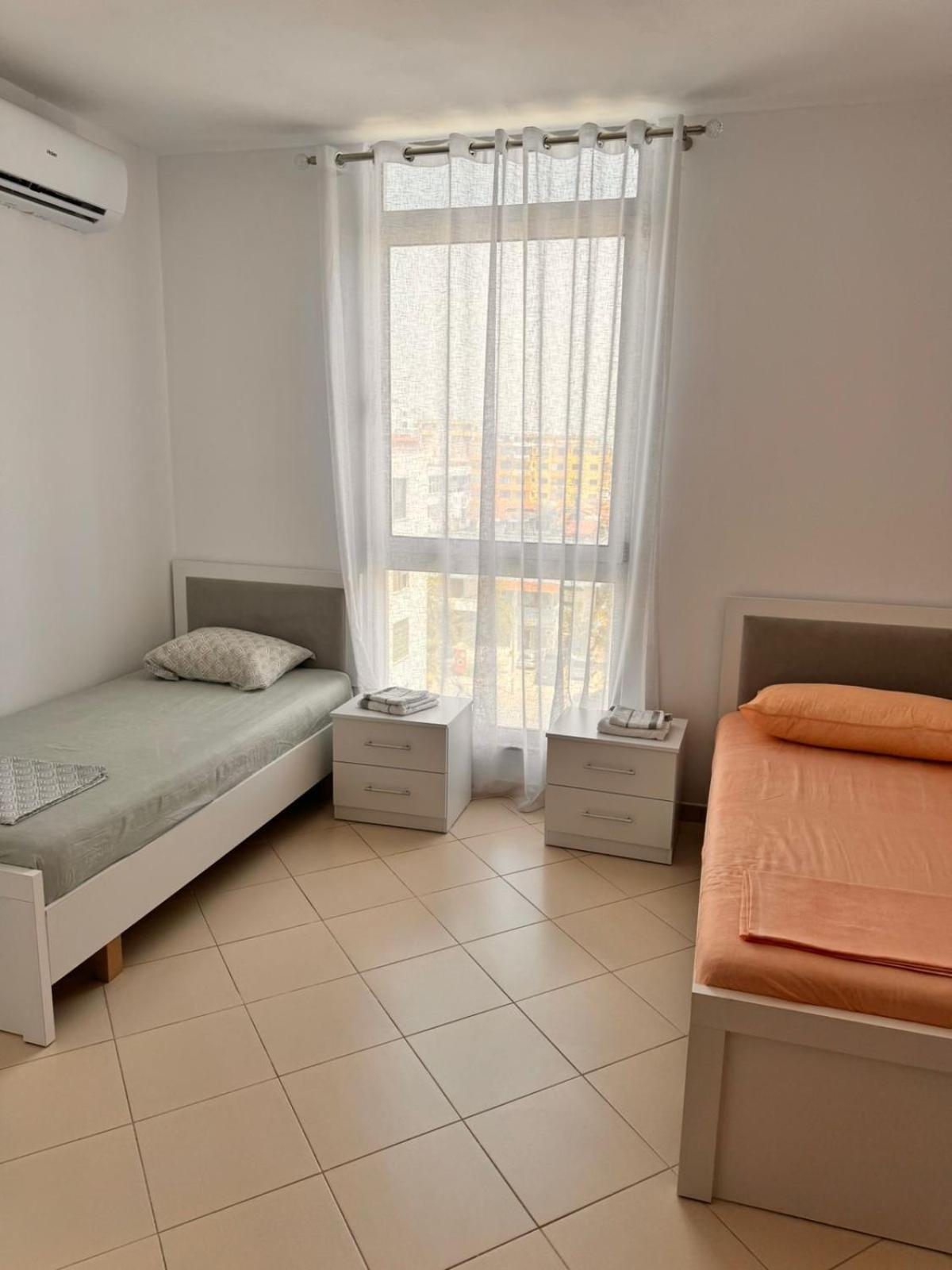 Holiday Apartments 5 ดูร์เรส ภายนอก รูปภาพ